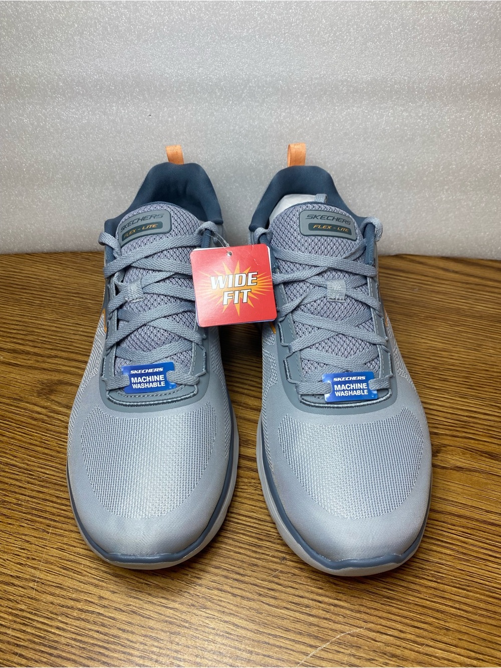 Skechers Shoes Sport Men's Comfort Size 11.5 Wide Fit Casual Memory Foam Gray